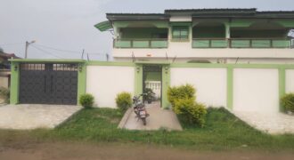 une villa de 08 pièces à SONGON